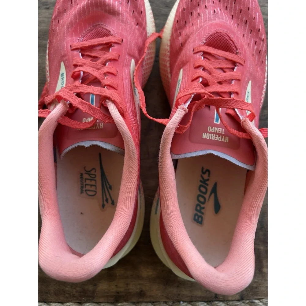 Brooks Hyperion Tempo Running Shoes Womens 10 Pink Coral Road Athletic
